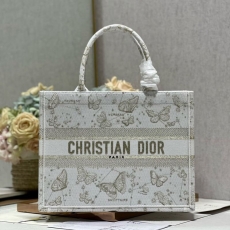 Christian Dior Shopping Bags